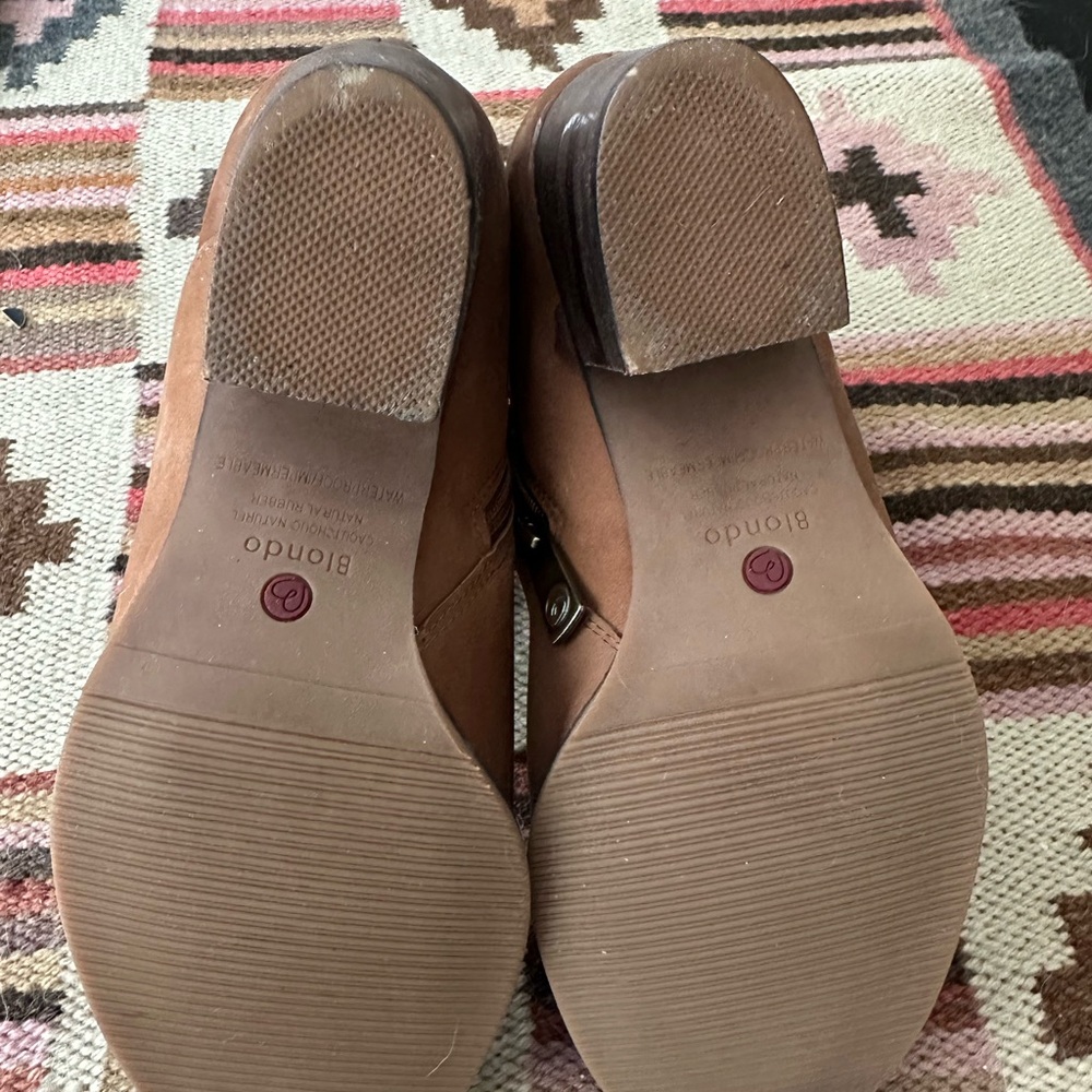 Blonde waterproof tan Brown leather Ankle Boots - Picture 8 of 11